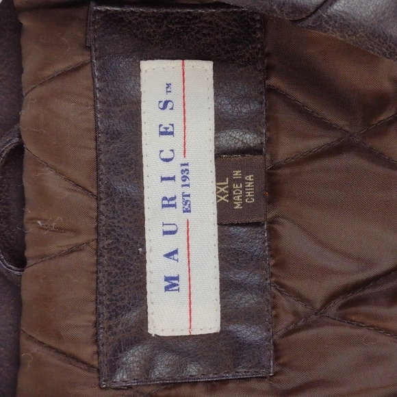 Sold Maurices Faux Leather Jacket XXL Button - Picture 5 of 10